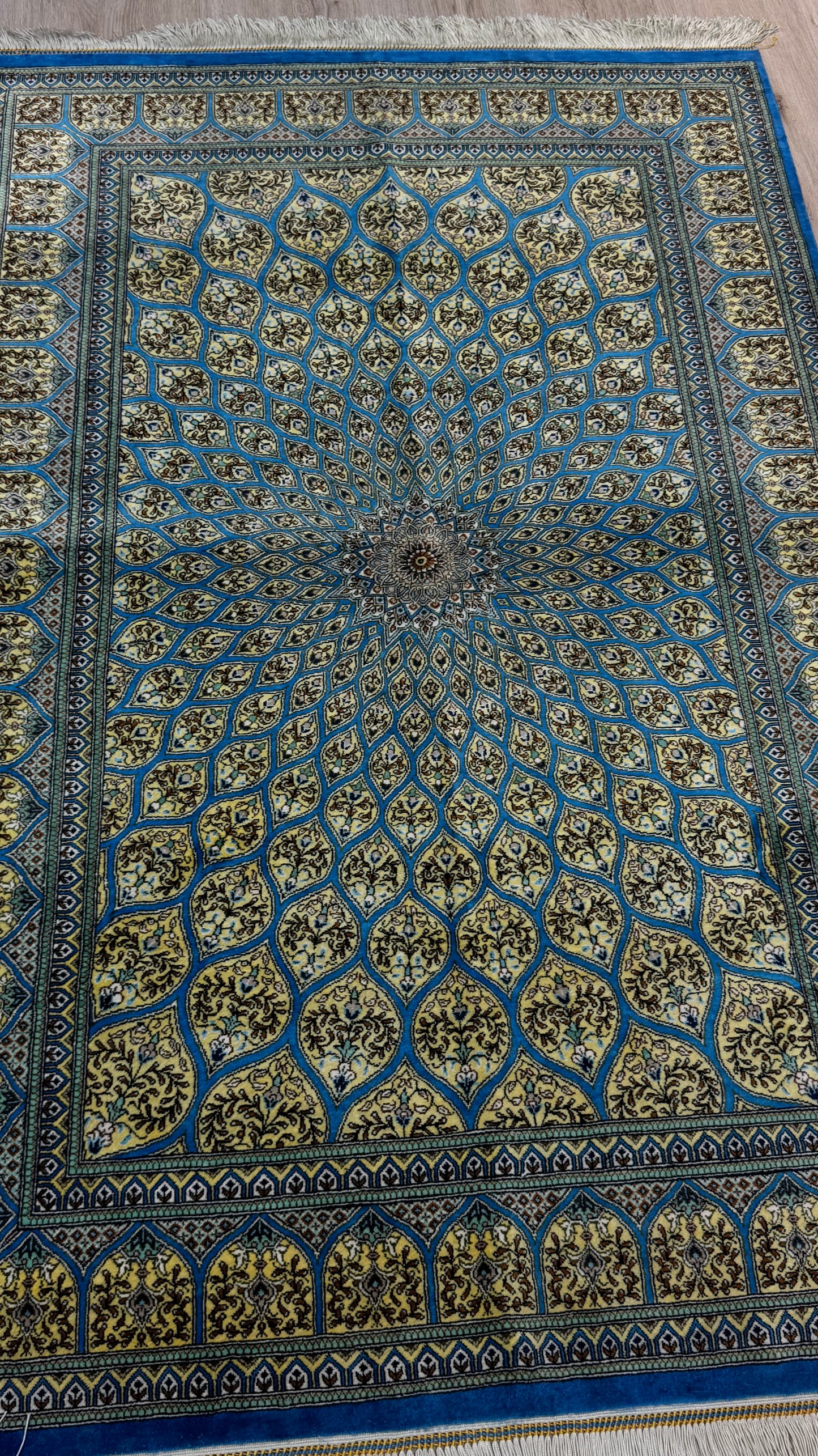 Silk Rug. Golden Dome.