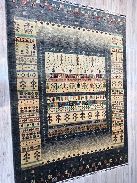 Wool Rug. Ancient Grace.