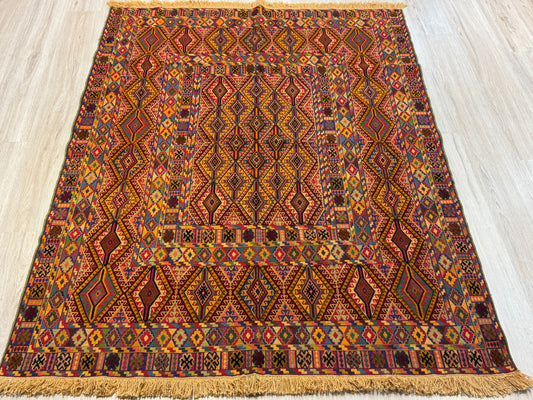 Kilim. 3 In 1.