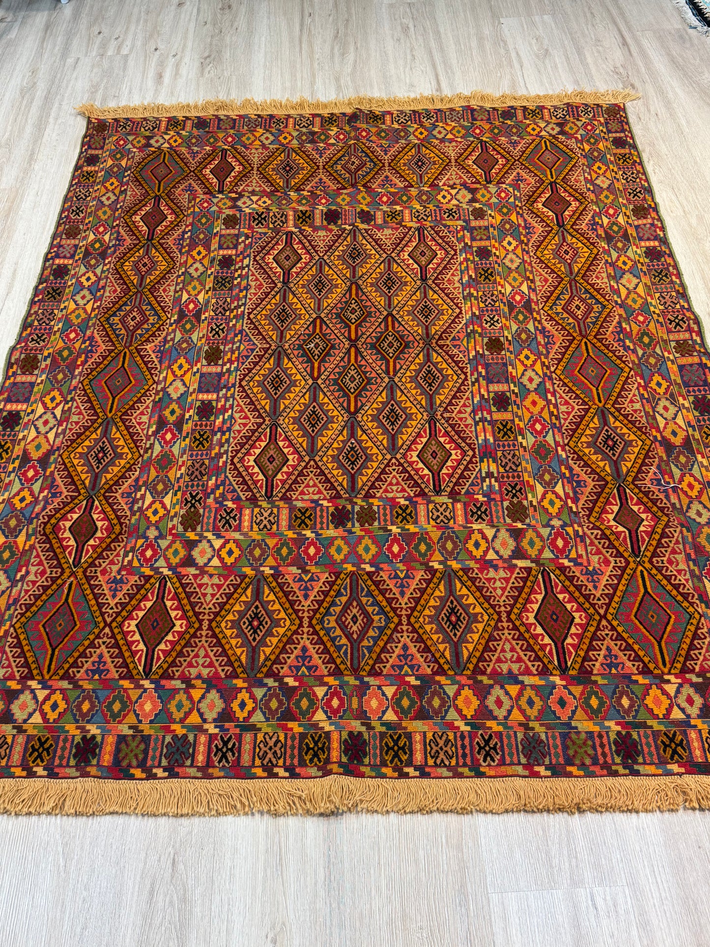 Kilim. 3 In 1.