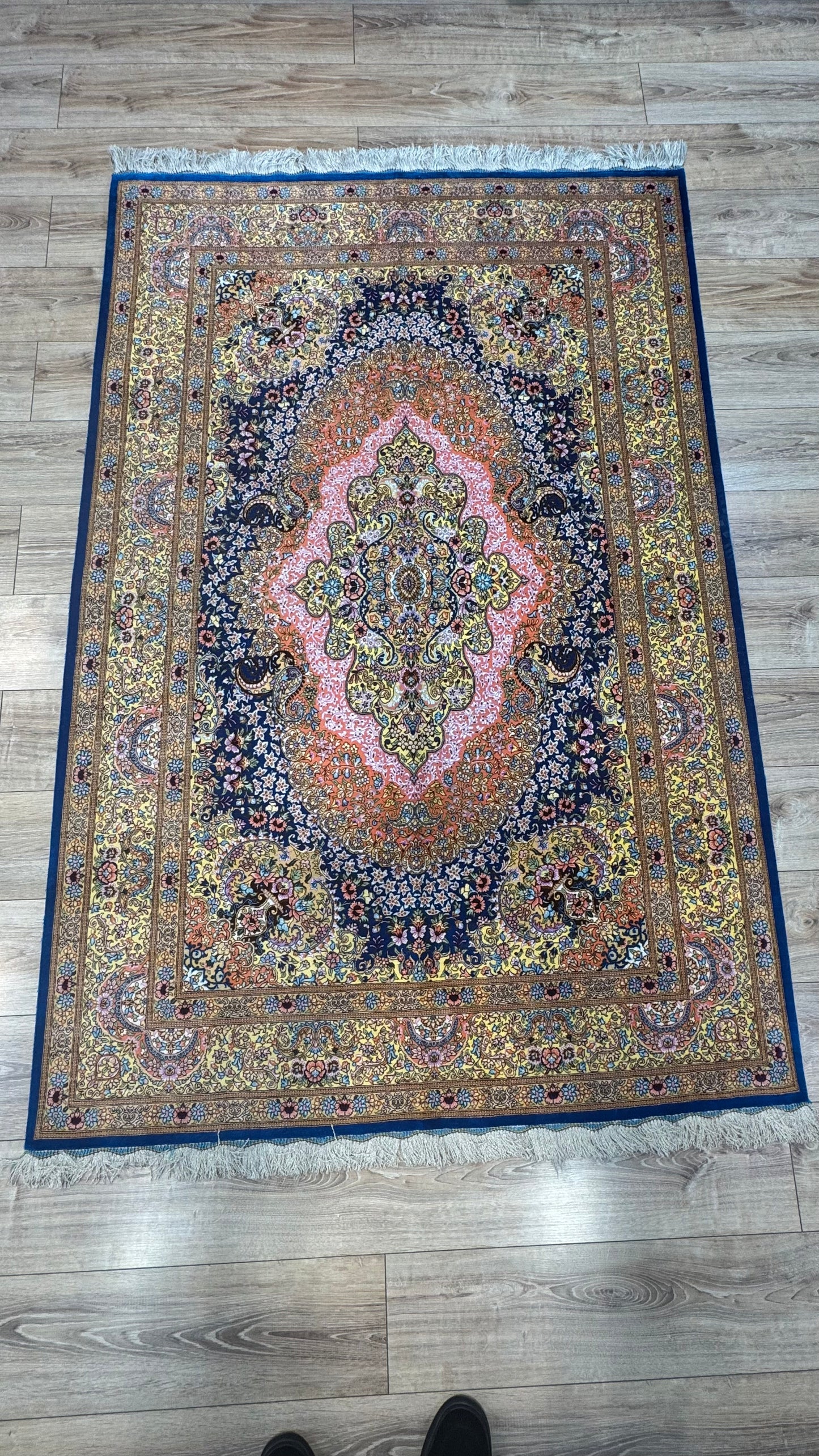 Silk Rug. Nayrang Medallion.