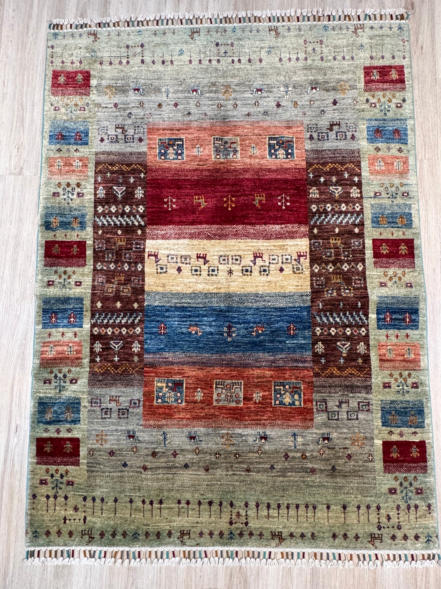 Wool Rug. Timeless Weave.