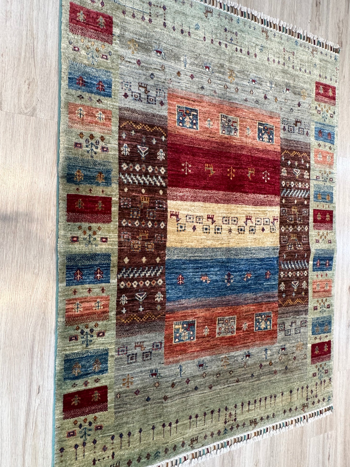 Wool Rug. Timeless Weave.