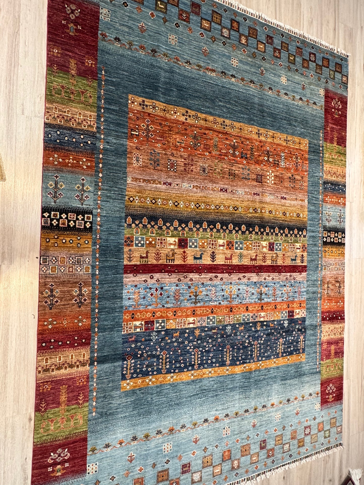 Wool Rug. Timeless Origin.