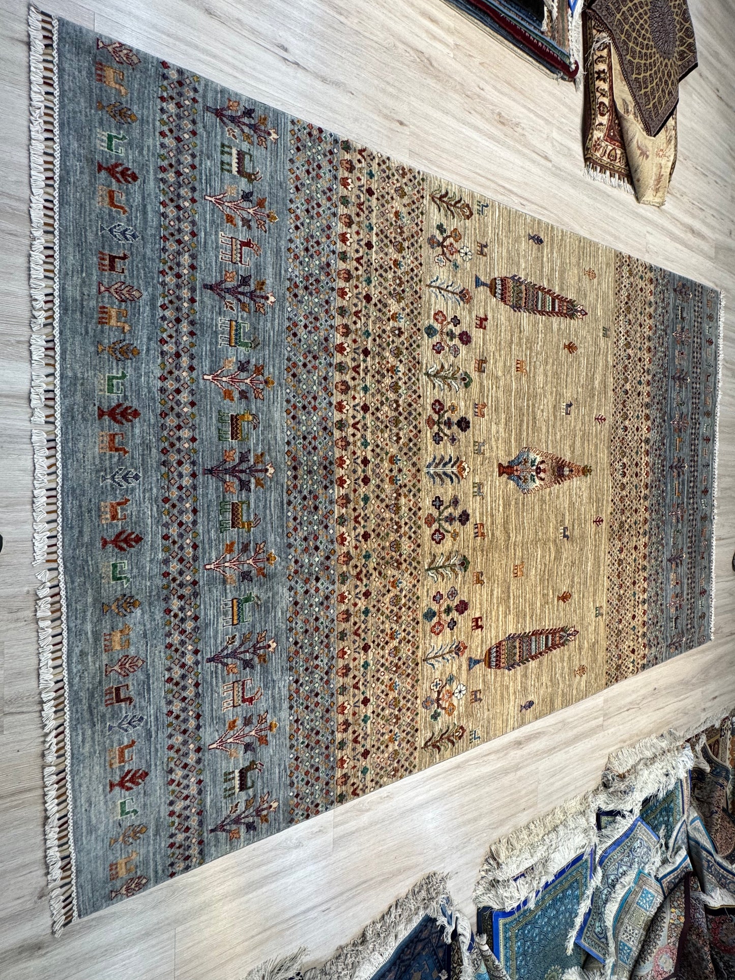 Wool Rug. Timeless Weave.