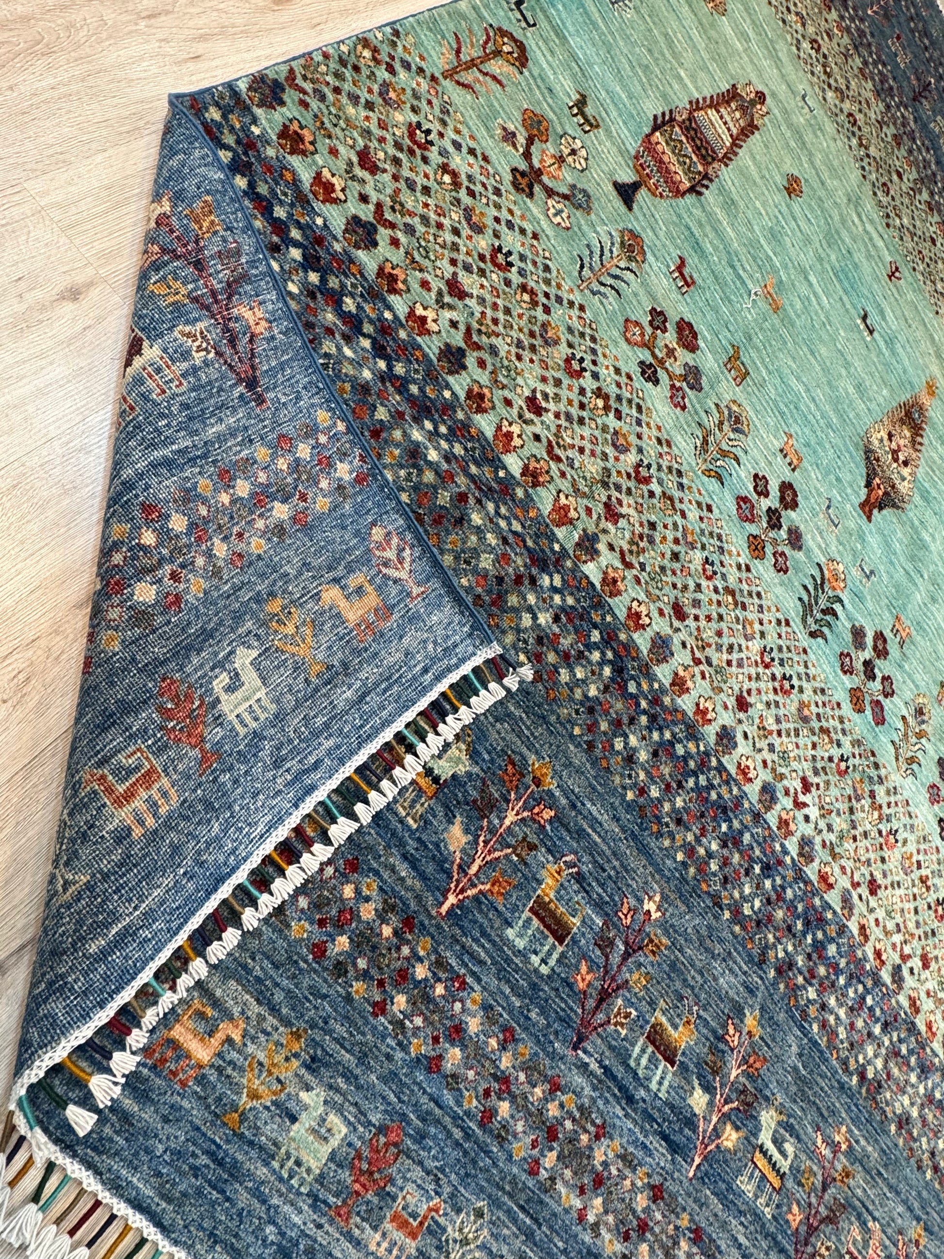 Wool Rug. Timeless Weave.