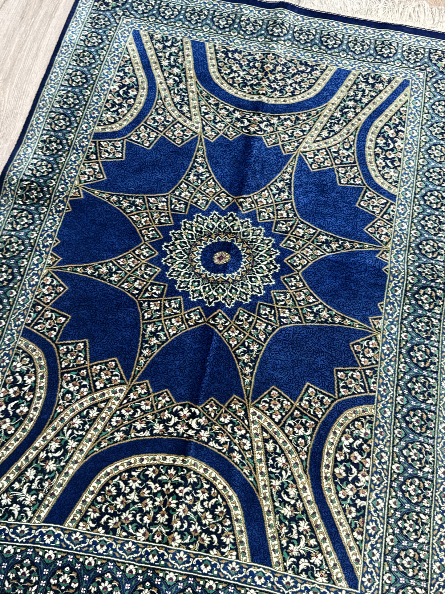 Silk Rug. Eternal Four Seasons.